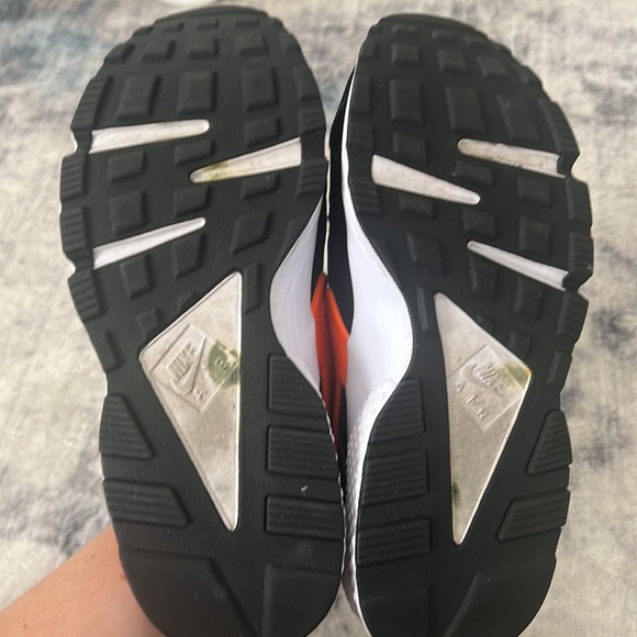 Limited Edition Huarache - Picture 6 of 6